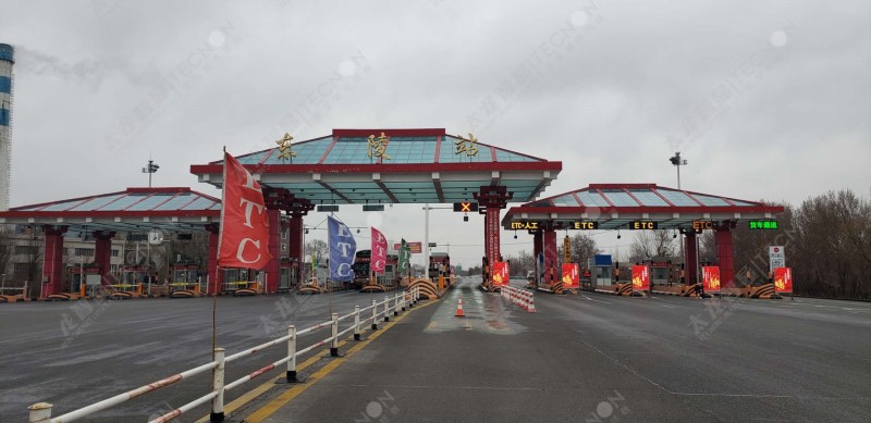 LED廣告機(jī)-智能液晶廣告機(jī) (6).jpg