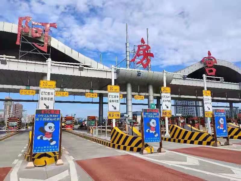 LED廣告機(jī),戶外LED廣告機(jī),LED廣告機(jī)廠家 LED廣告機(jī),戶外LED廣告機(jī),LED廣告機(jī)廠家