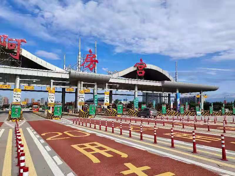 LED廣告機(jī),戶外LED廣告機(jī),LED廣告機(jī)廠家 LED廣告機(jī),戶外LED廣告機(jī),LED廣告機(jī)廠家