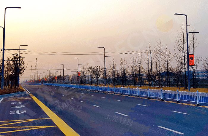 LED燈桿屏,燈桿屏 LED燈桿屏,燈桿屏