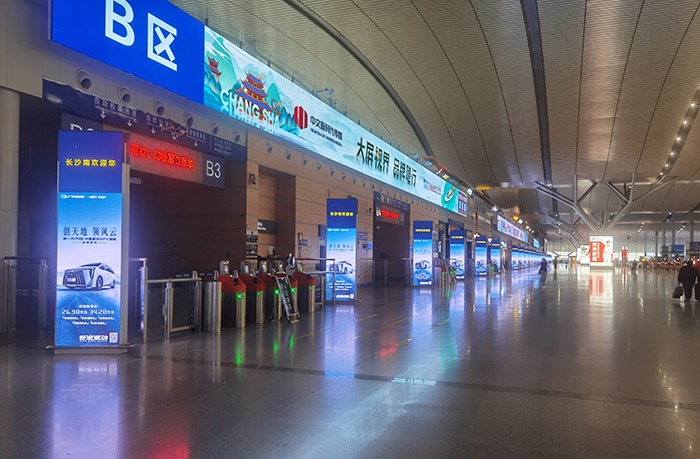 LED廣告機,戶外LED廣告機 LED廣告機,戶外LED廣告機